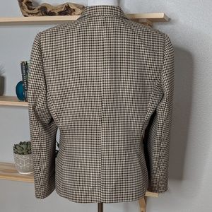 Tahari Jackets & Coats - Tahari ASL houndstooth blazer Tahari Jackets & Coats - Tahari ASL houndstooth blazer